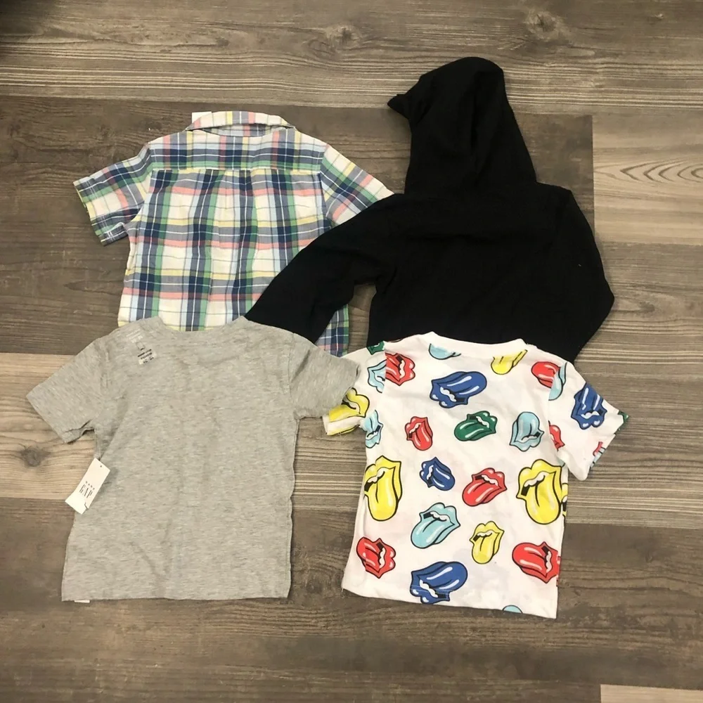 Gap Short Sleeve Shirt and Sweatshirt Bundle for Kids 18-24 mths